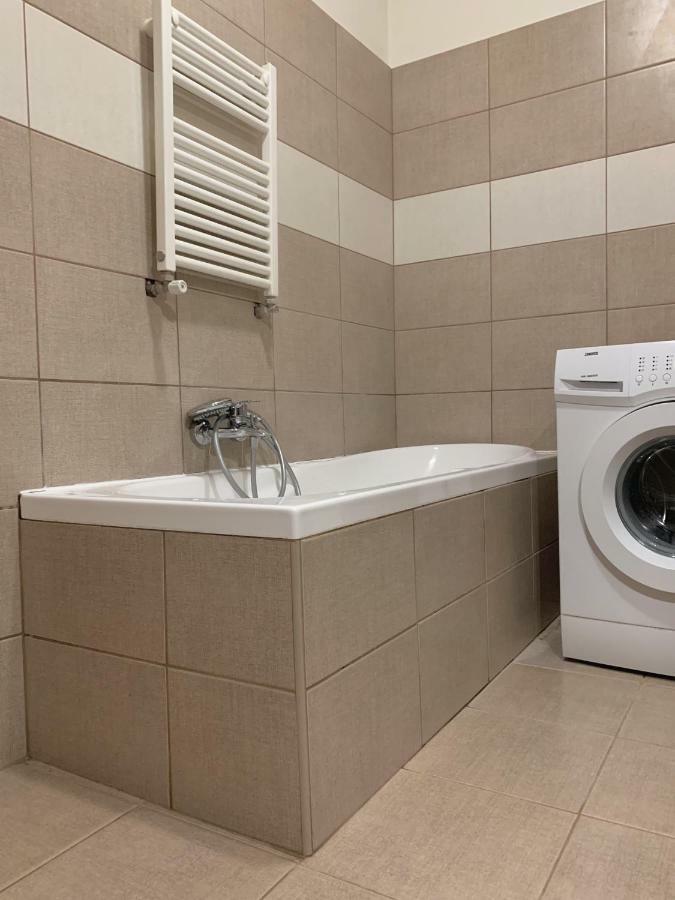 Appartamento St. Péter Apartman Pécs Esterno foto
